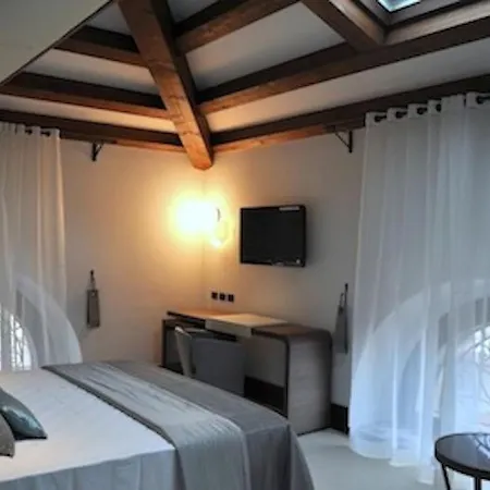 Palazzo Fortunato فندق سانتاغاتو دي ميليتي